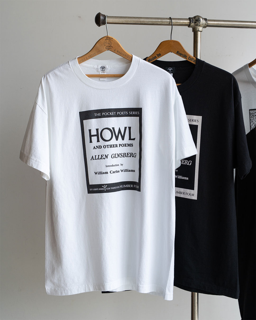 【City Lights Bookstore】 Howl Tee