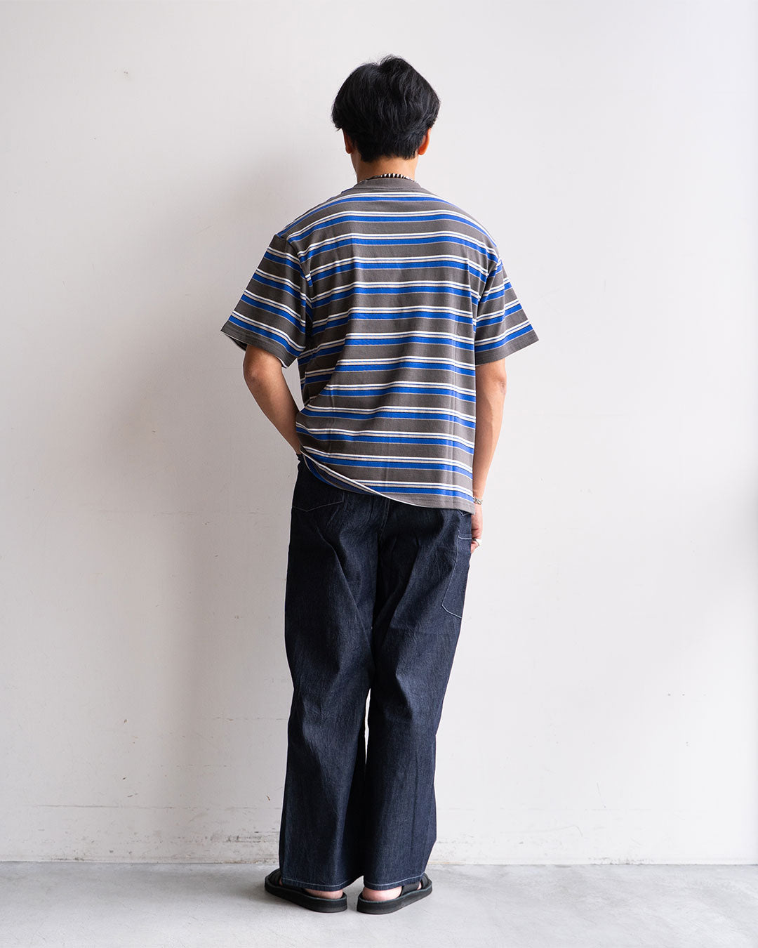 モデル 身長175cm 体重69kg / 着用サイズ L / カラー C/GREY BORDER
