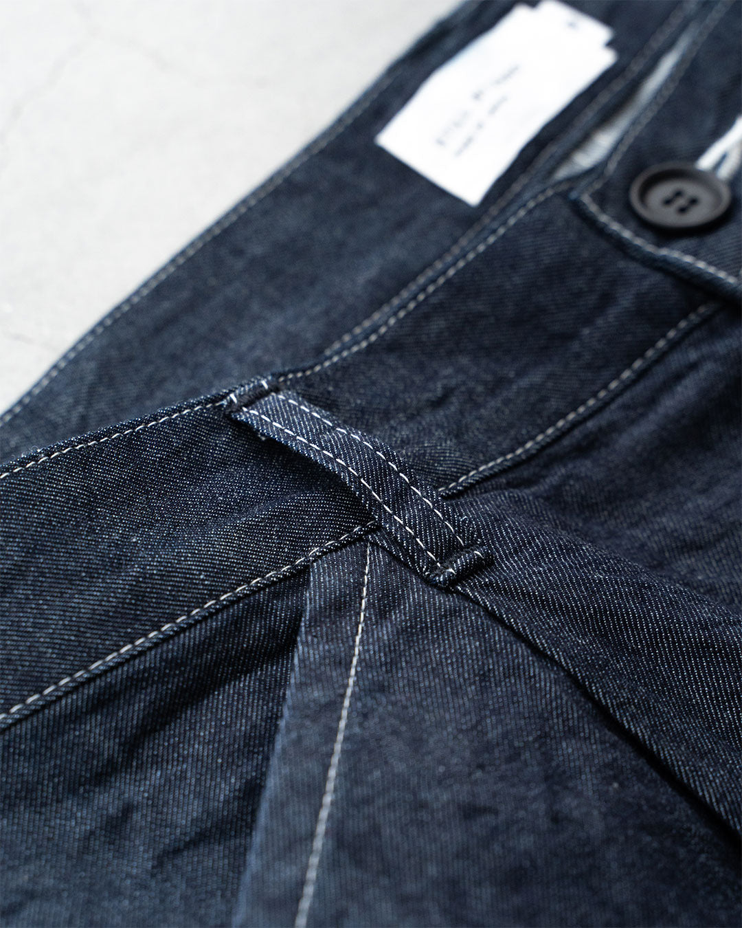 【STILL BY HAND】5.5oz 1tuck Painter Denim Trousers