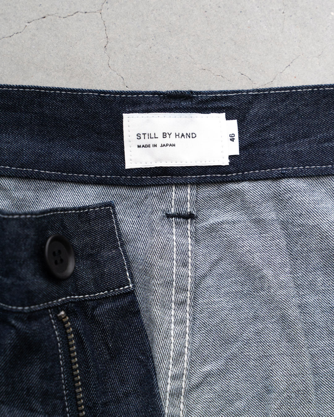 【STILL BY HAND】5.5oz 1tuck Painter Denim Trousers