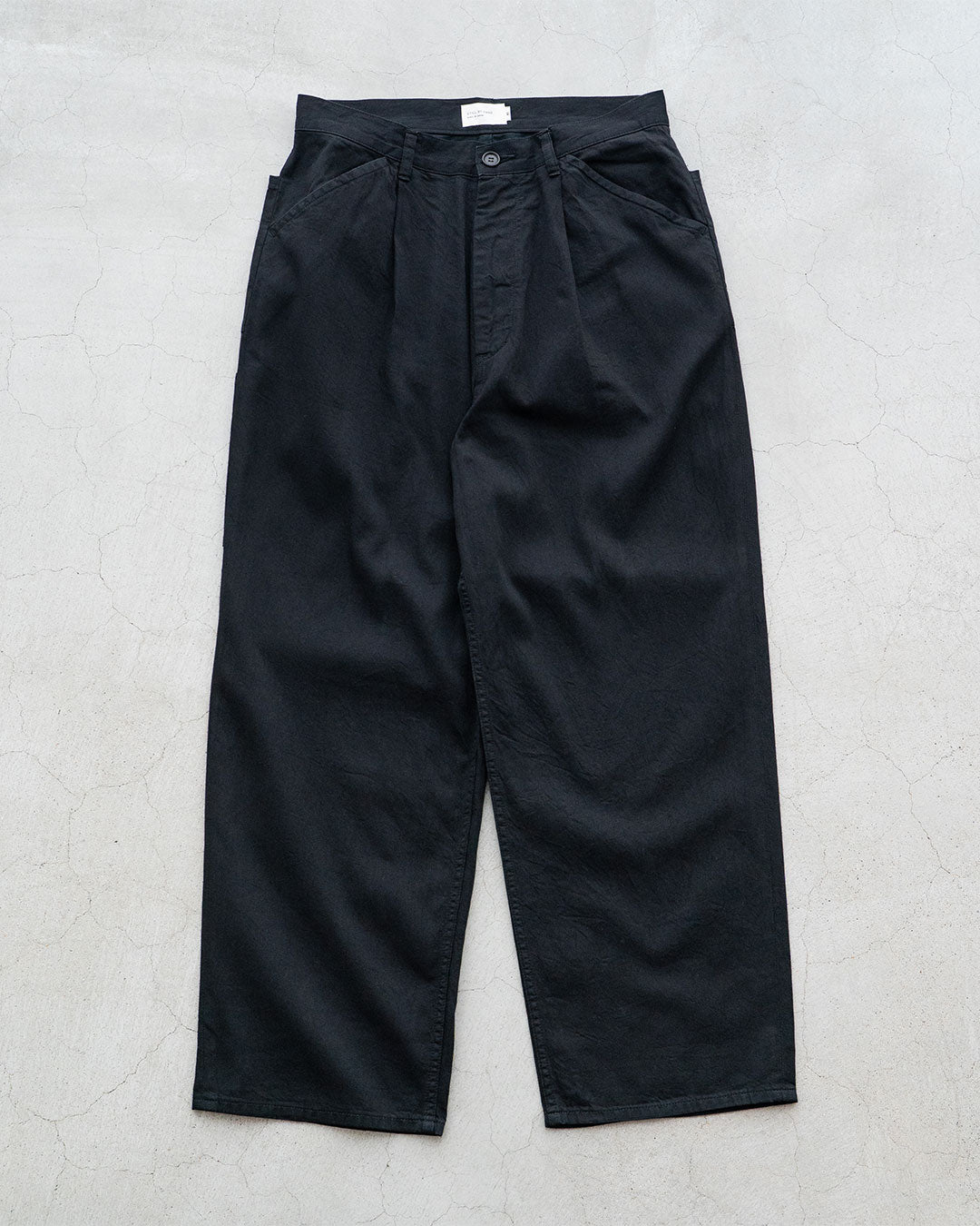 【STILL BY HAND】5.5oz 1tuck Painter Denim Trousers