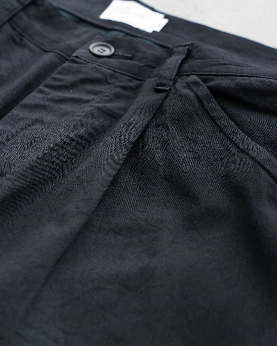 【STILL BY HAND】5.5oz 1tuck Painter Denim Trousers