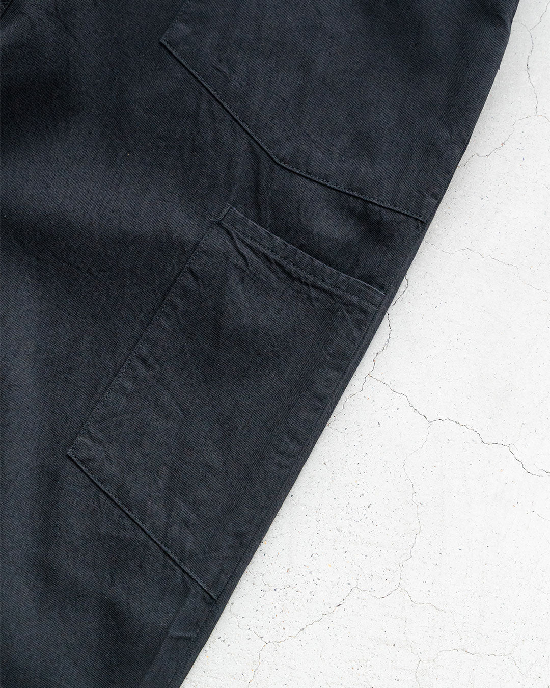 【STILL BY HAND】5.5oz 1tuck Painter Denim Trousers