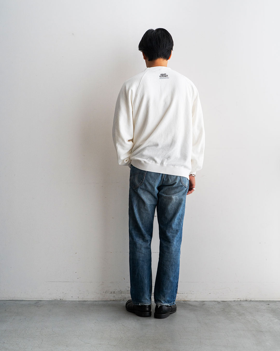着用モデル 身長175cm　体重69kg
着用サイズ   L  / カラー White
