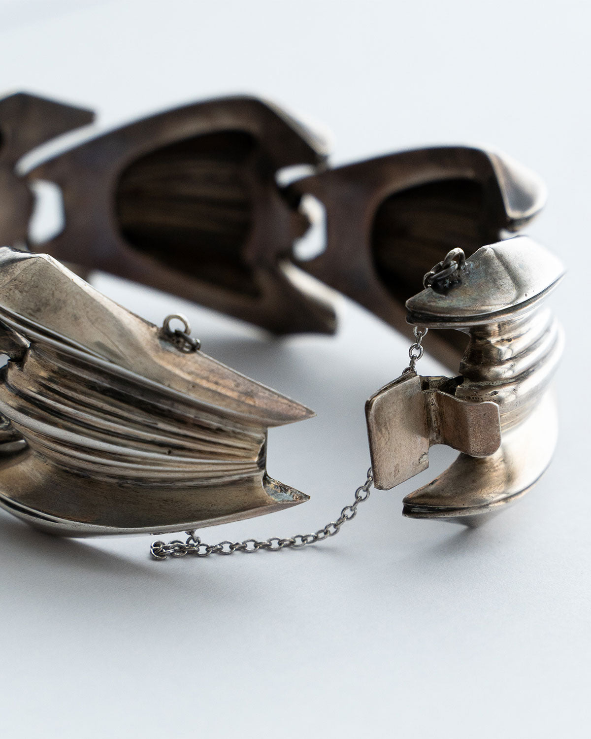 【VINTAGE】40-50s Vintage Mexican Silver Wide Bracelet "PARISINA"