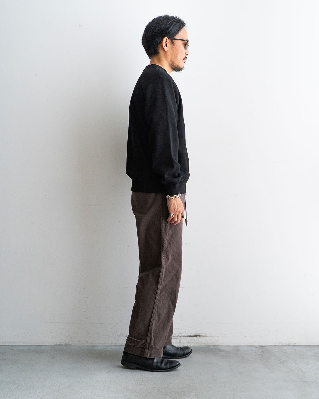 着用モデル 身長175cm　体重69kg / 着用サイズ  2 / カラー  BLACK