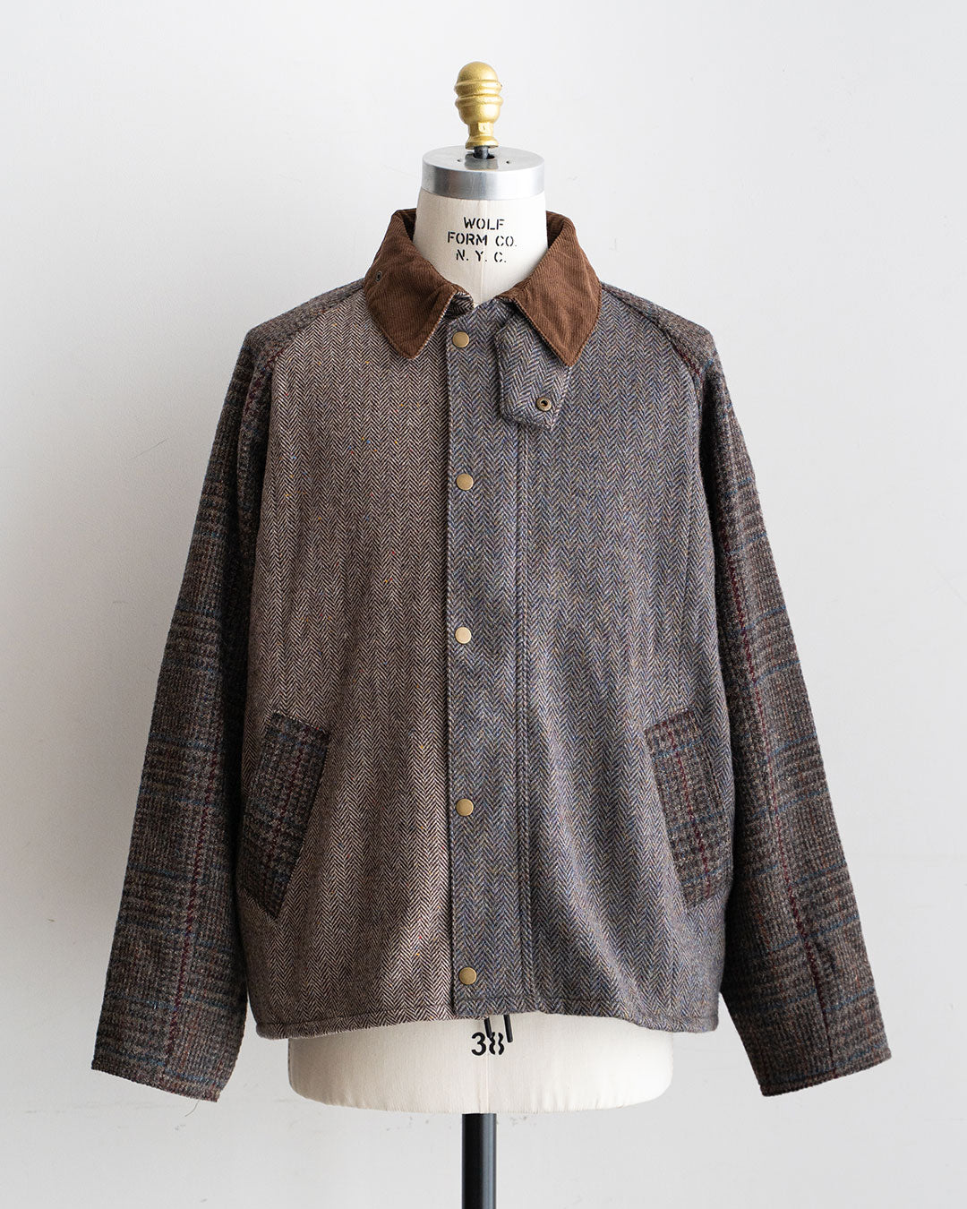 カラー　BROWN