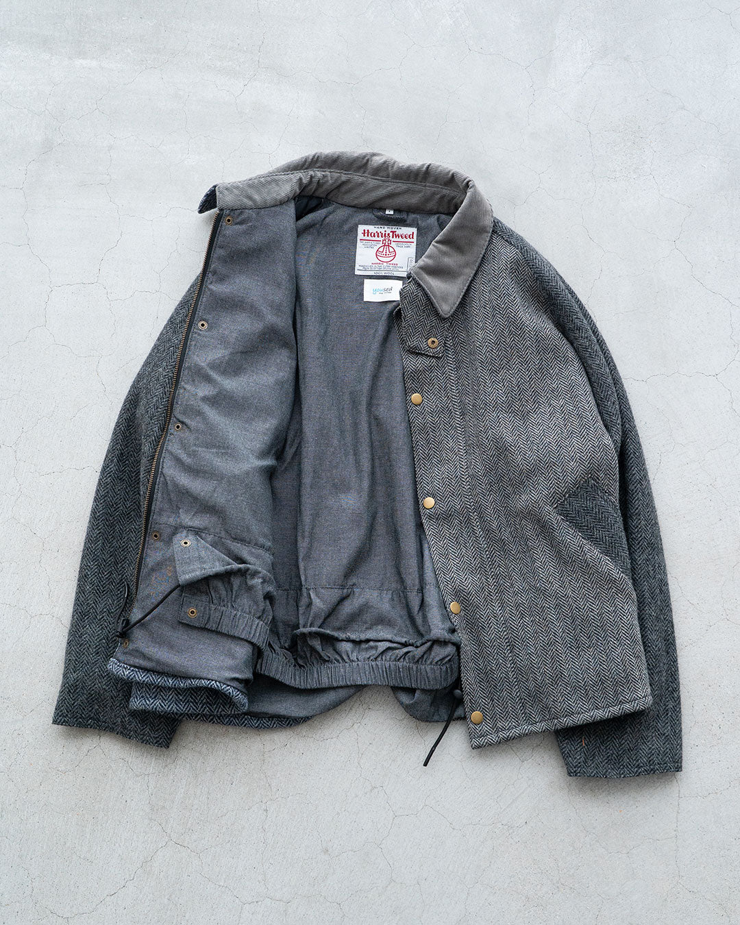 カラー　GRAY