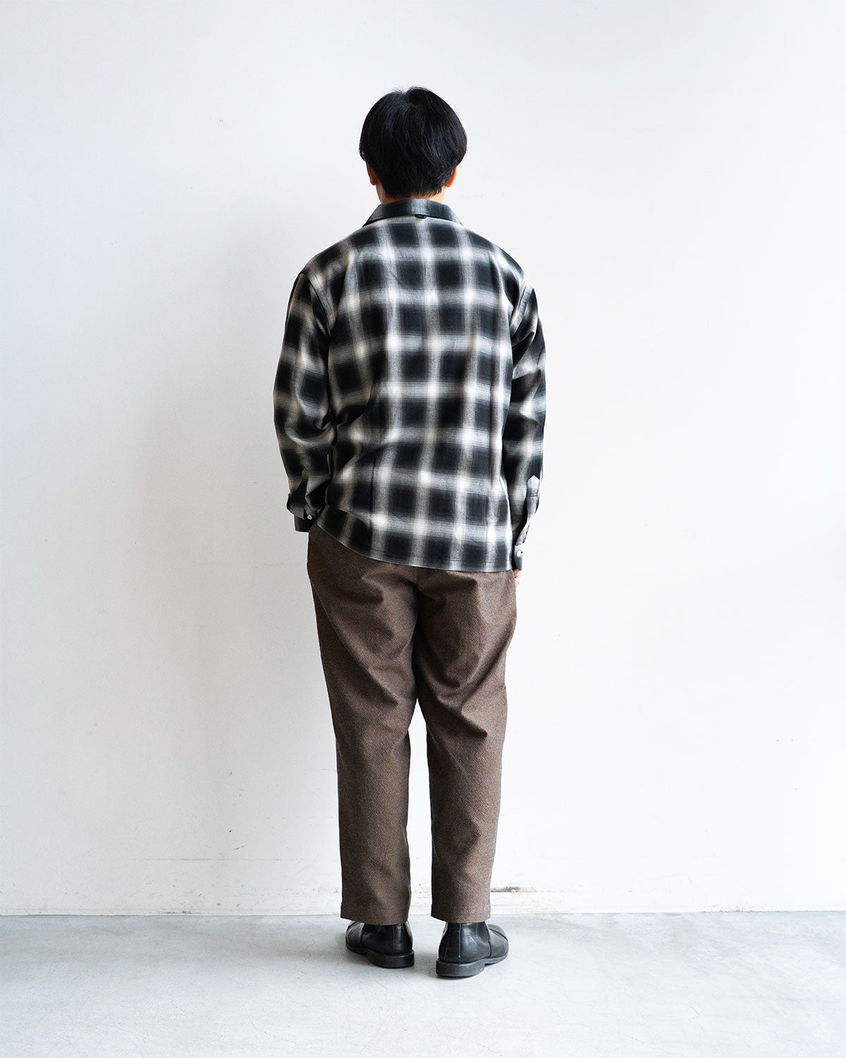 着用モデル: 身長175cm 体重69kg / 着用サイズ: 46