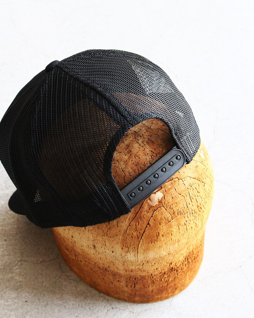 【DEADSTOCK】90s All Black Mesh Cap 『Made In USA』