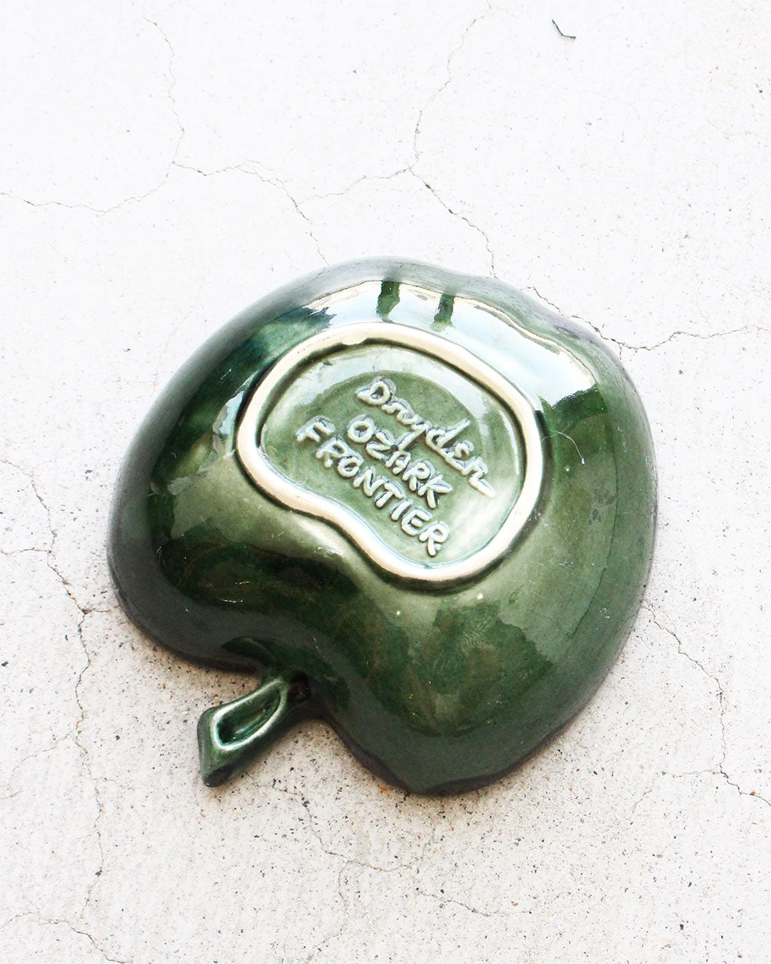 【VINTAGE】60-70s Mid Century Apple Shaped Pottery Tray『Made In USA』
