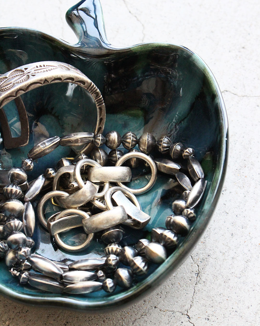 【VINTAGE】60-70s Mid Century Apple Shaped Pottery Tray『Made In USA』