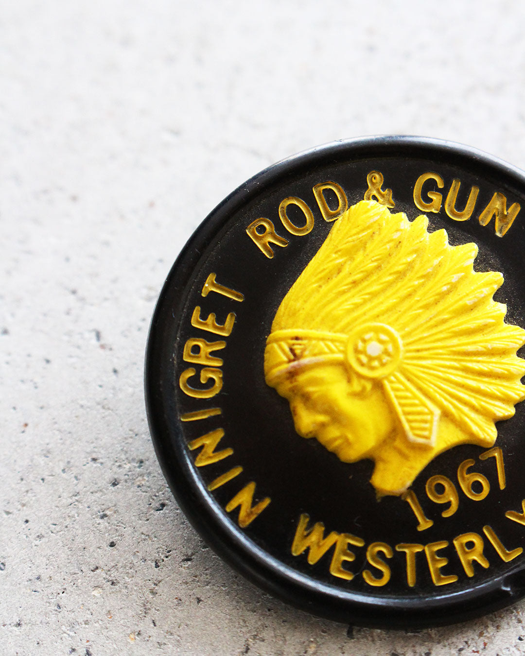 【VINTAGE】1967s NINIGRET ROD & GUN CLUB Vintage Pinback Badge
