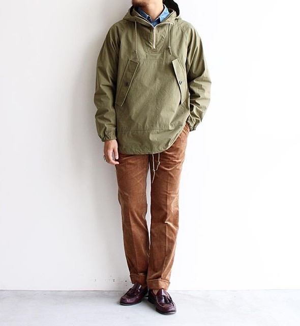 A VONTADE】Explorer Parka New In!!!  60年代によく見られたアウトドアやミリタリーのプルオーバージャケットをベースに作り上げた【A VONTADE】渾身のアノラックパーカーが入荷致しました。高密度に打ち込まれたコットンナイロンを使用し、防風性、撥水性に優れた1枚で  ...