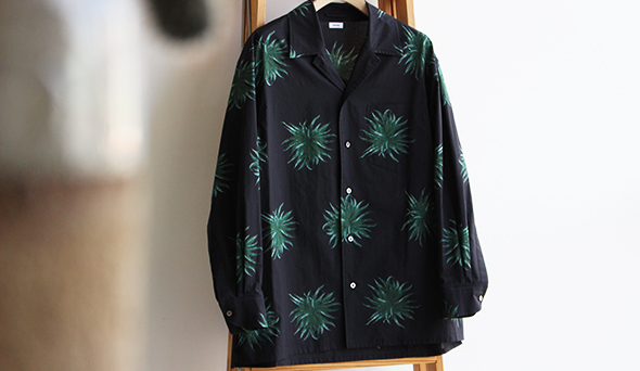 【Blurhms / ブラームス】Open Collar Shirts “Plant”ブラックベース