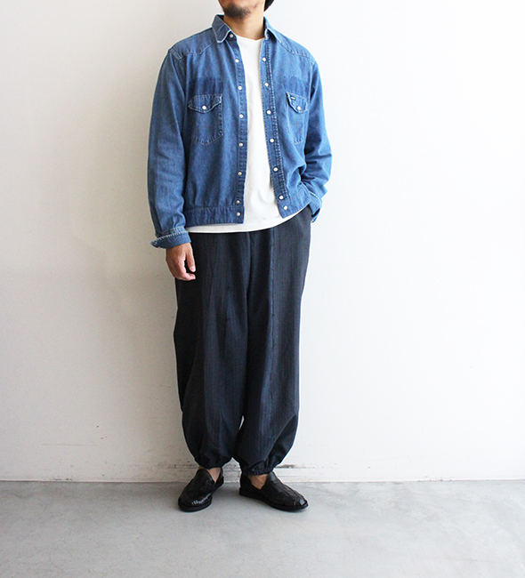 OLD PARK / オールドパーク】Baggy Jogger Slacks もTシャツと同時に