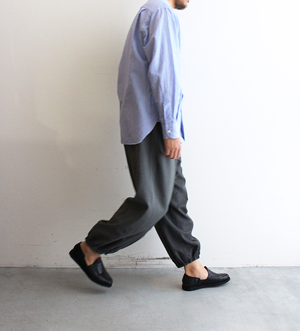 OLD PARK / オールドパークBaggy Jogger Slacks もTシャツと同時に